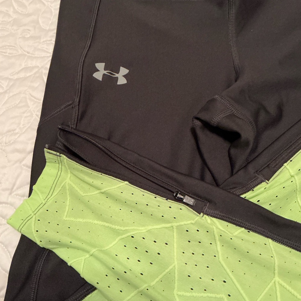 Under Armour Black and Lime Heatgear Leggings